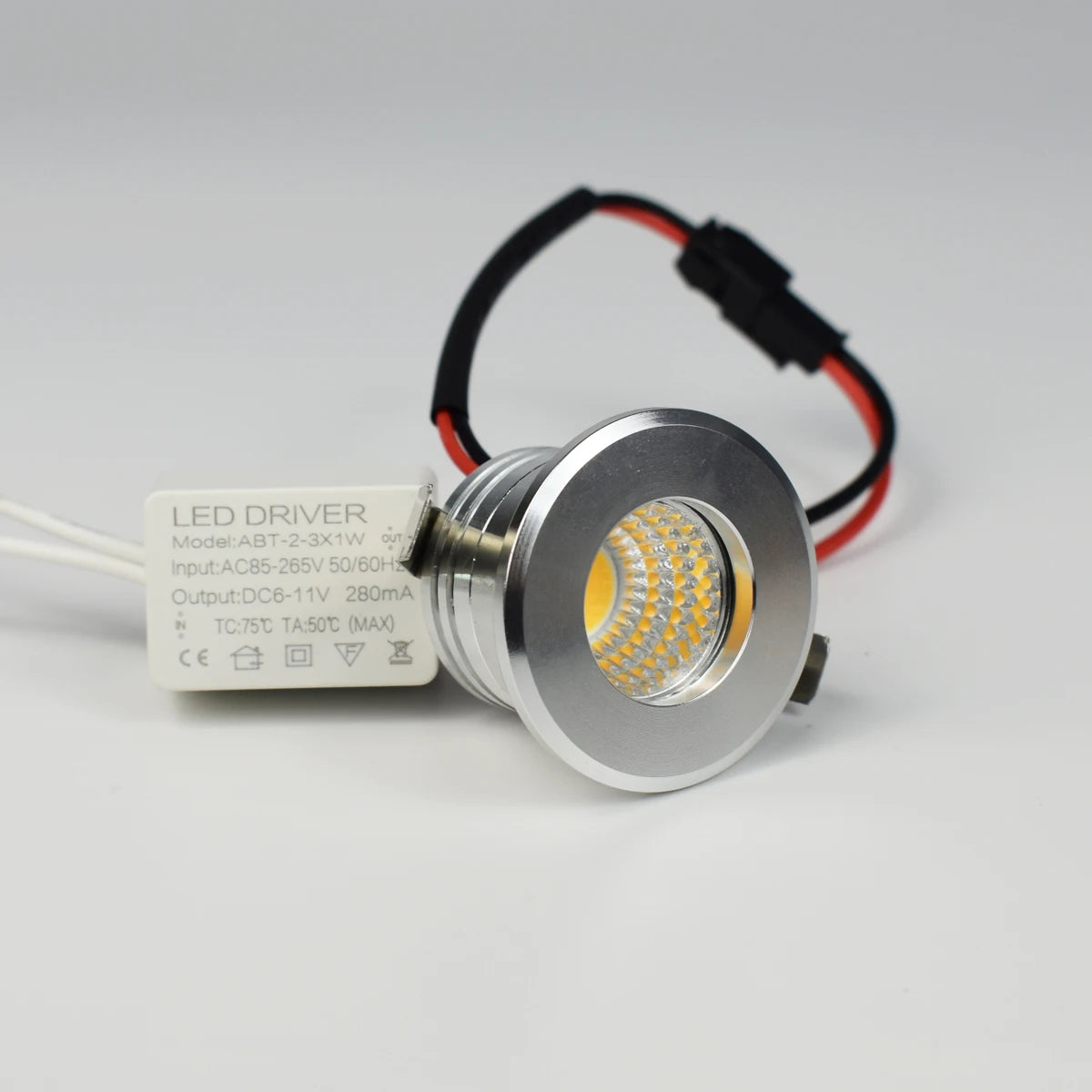 3W Mini COB LED Recessed Spotlight 270lm 30° CRI 80+ IP44 D37mm 28-30mm Cutout Dimmable