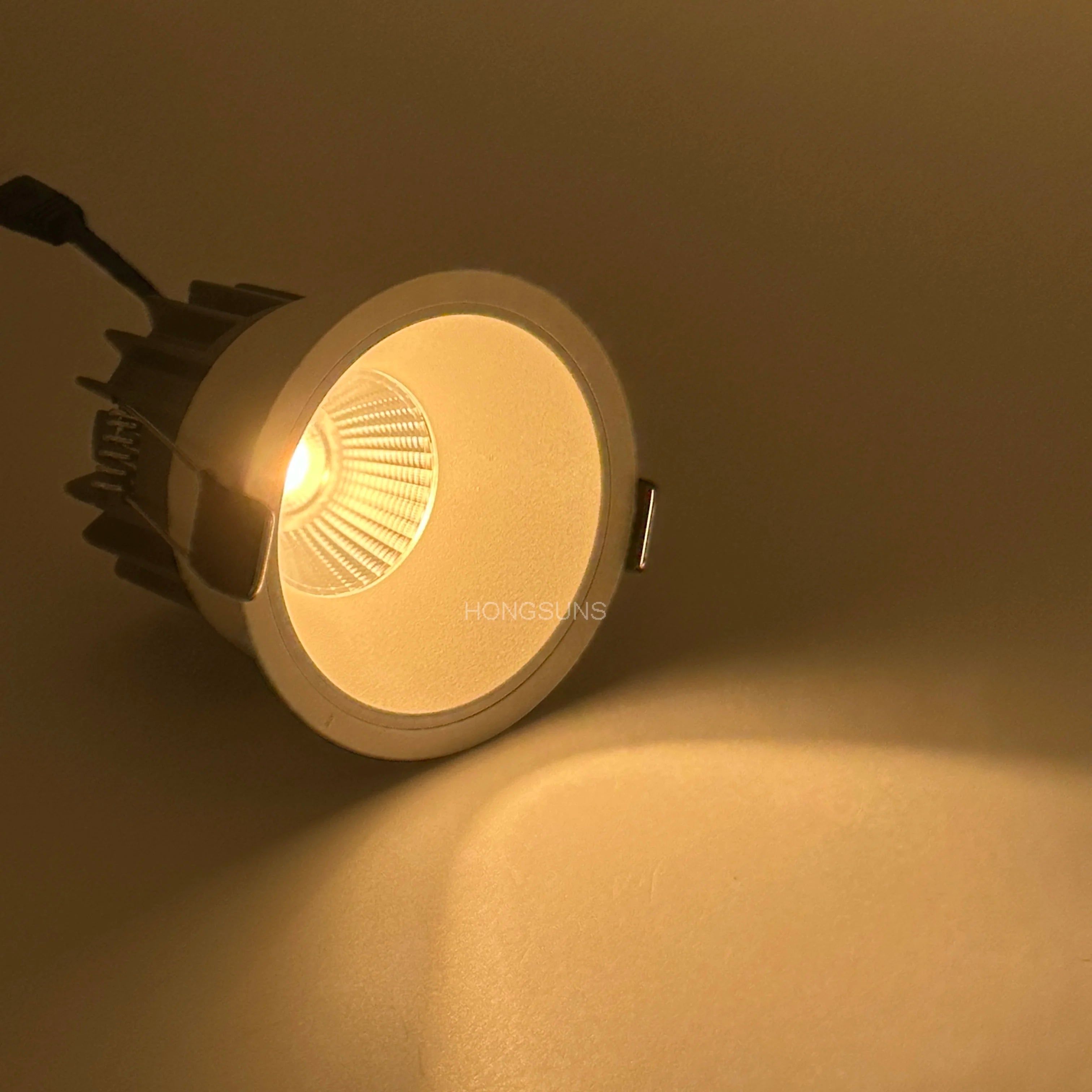 Dimmable COB LED Recessed Downlight 5W 7W 9W 12W 15W 18W CRI 95 120-130lm/W 85-265V