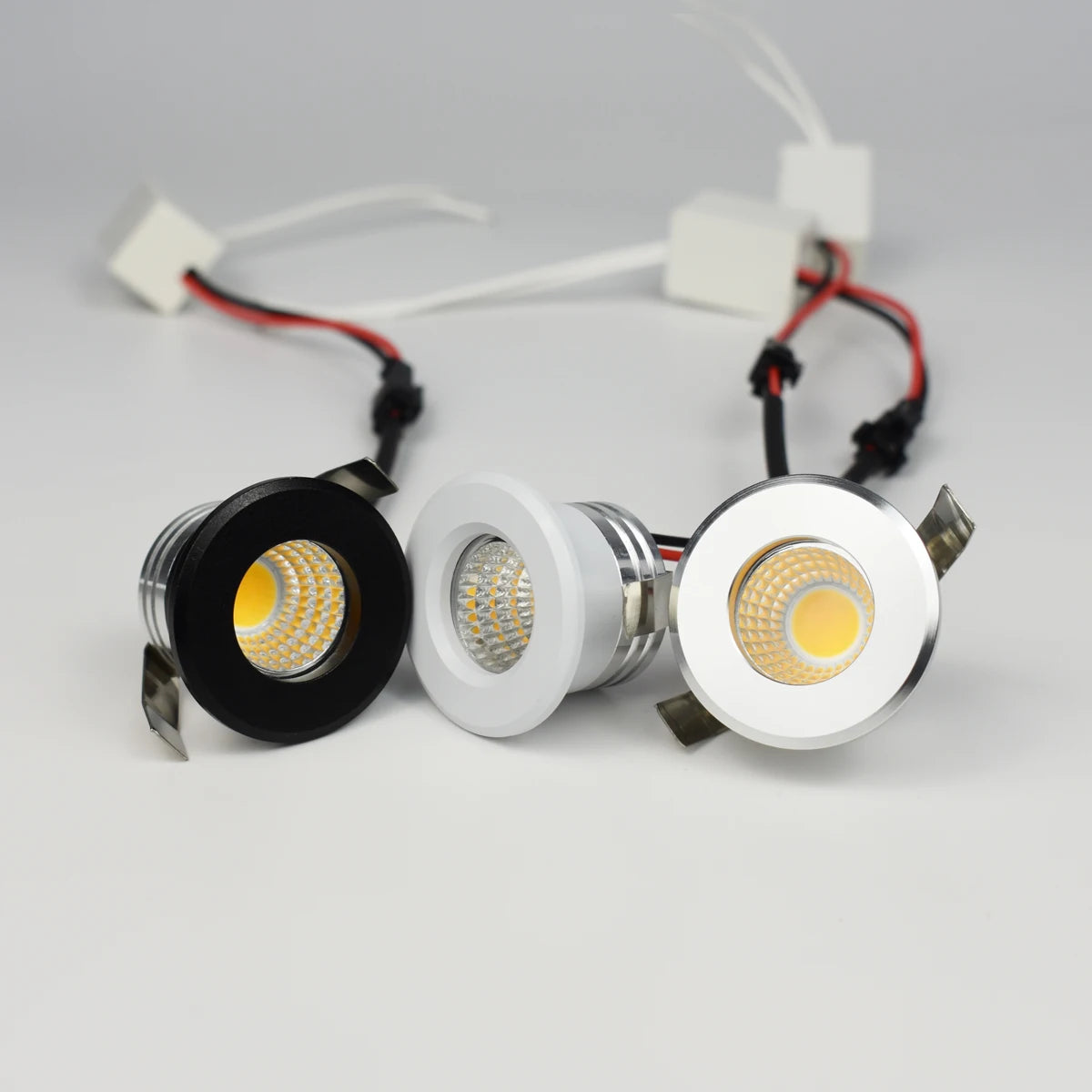 3W Mini COB LED Recessed Spotlight 270lm 30° CRI 80+ IP44 D37mm 28-30mm Cutout Dimmable