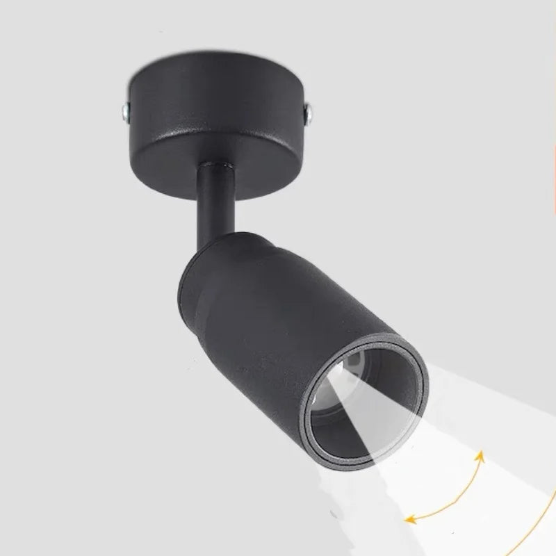 Zoom track spotlight can focus light from 10 ° -60 °, freely adjust aperture size, bar restaurant atmosphere spotlight